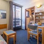 شقة فندقية Pierre & Inter-residences تينْيِ