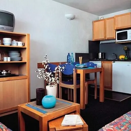Pierre & Inter-residences Апарт-отель
